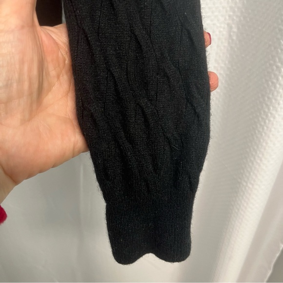 Madison Studio Black Cashmere Cable Knit Turtleneck Sweater Small Preppy - Picture 5 of 9